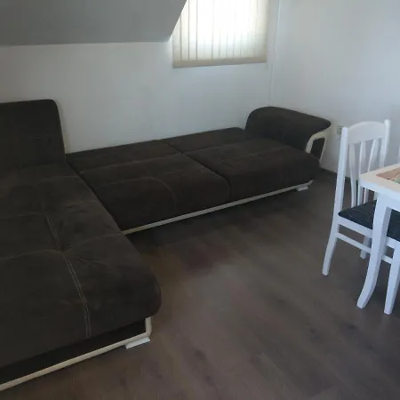 Apartament Rosi * ヴァルナ